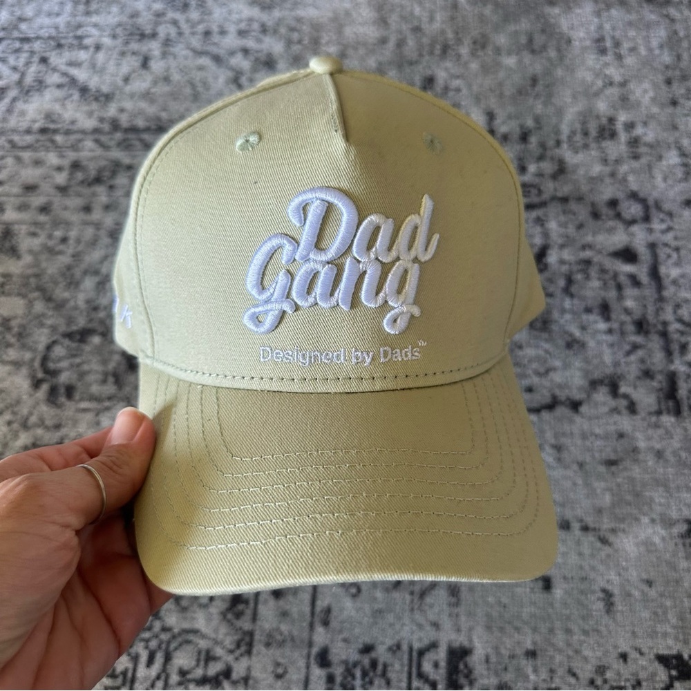 Dang Gang Hat